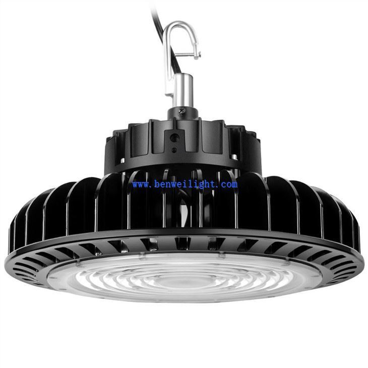 Super jasné 100W UFO LED High Bay Light