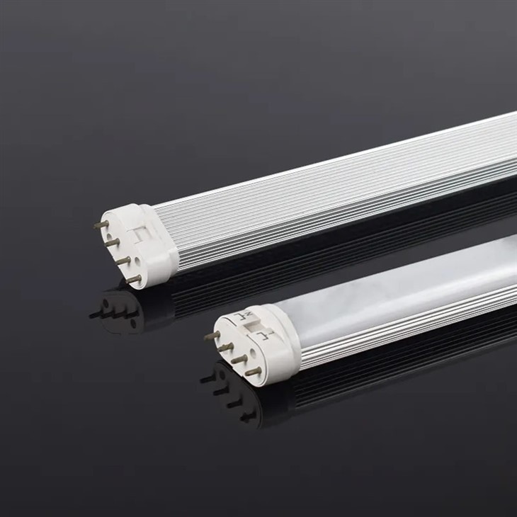 4kolíková 9W PL PLL lampa 2G11 LED trubicové svetlo