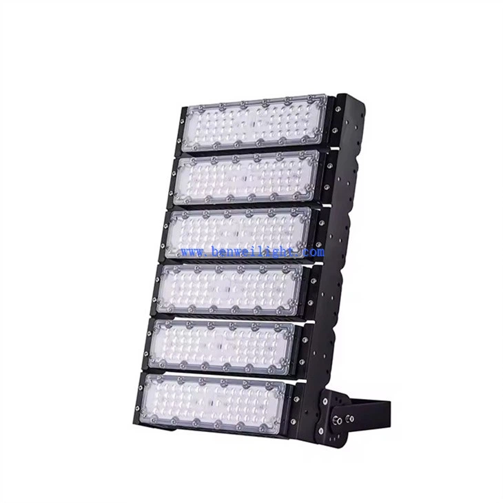 500W LED Floodlight for Outdoor Security (4)
