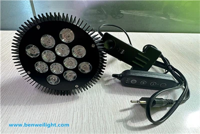365nm 12W priemyselná UV inšpekčná lampa - Klipový- držiak na presnú fluorescenčnú detekciu