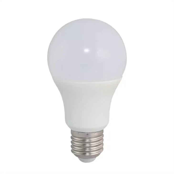 Teplá žltá LED žiarovka